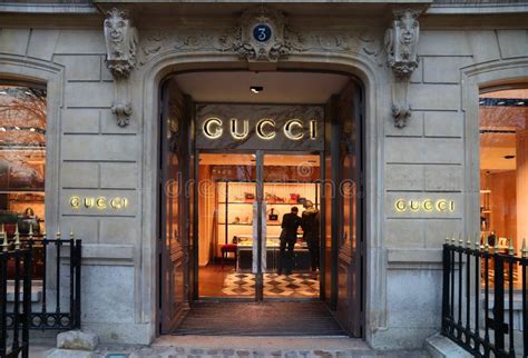 gucci paris flagship.